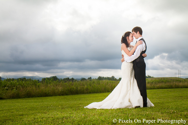 pixels on paper, boone wedding photographers, boone wedding photographer, blowing rock wedding photographer, wedding photographers blowing rock nc, nc mountain wedding photographers, wedding photography, wedding photographers, nc mountain destination wedding, nc high country, high country weddings, photo