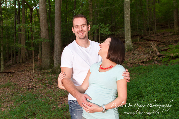 Mathis Maternity Photography, Family portrait photography by Wilkesboro NC Photographers Pixels On Paper photo