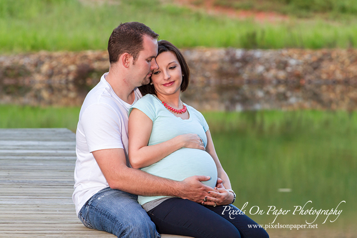 Mathis Maternity Photography, Family portrait photography by Wilkesboro NC Photographers Pixels On Paper photo