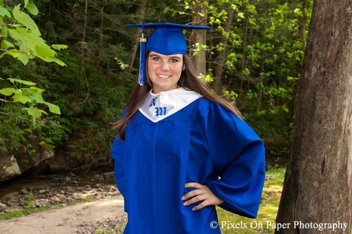 Tiffany's Country Senior Portrait Photo