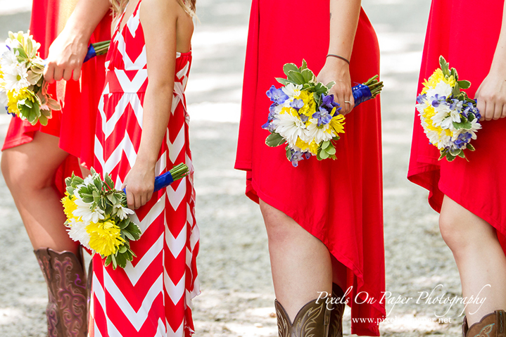 pixels-on-paper_tevepaugh_boone_photographers-wilkes_wilkesboro_wedding_nc mountain wedding_rustic_wedding_outdoor_wedding_nc mountains_wedding photography_wedding photos_creative photography_high country wedding_photography in nc_photo