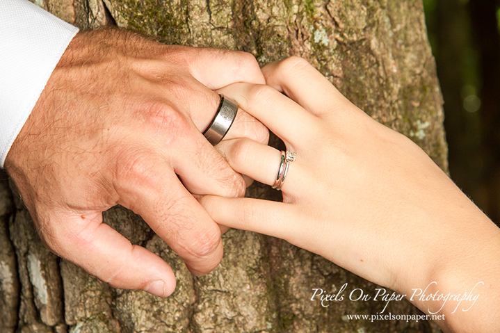 pixels-on-paper_tevepaugh_boone_photographers-wilkes_wilkesboro_wedding_nc mountain wedding_rustic_wedding_outdoor_wedding_nc mountains_wedding photography_wedding photos_creative photography_high country wedding_photography in nc_photo