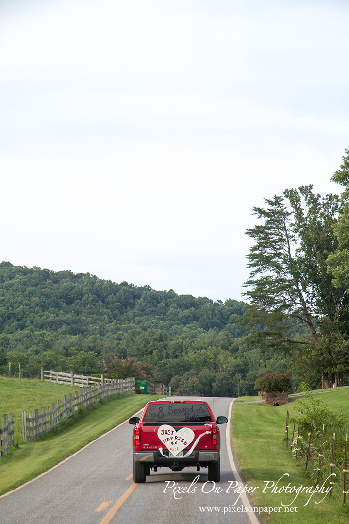 pixels-on-paper_tevepaugh_boone_photographers-wilkes_wilkesboro_wedding_nc mountain wedding_rustic_wedding_outdoor_wedding_nc mountains_wedding photography_wedding photos_creative photography_high country wedding_photography in nc_photo