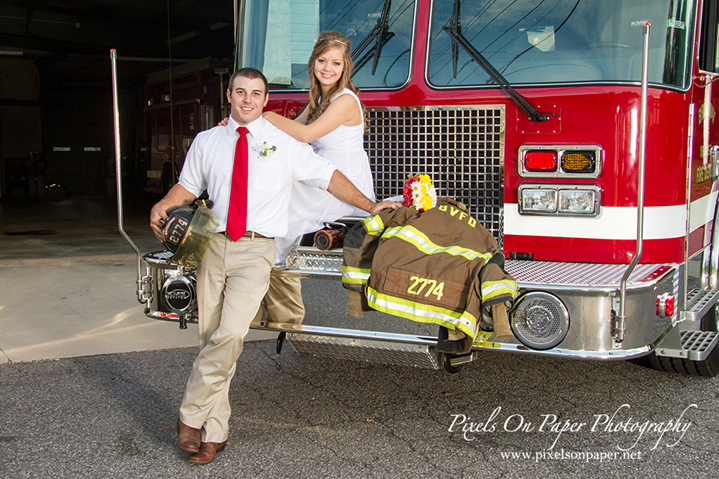 pixels-on-paper_tevepaugh_boone_photographers-wilkes_wilkesboro_wedding_nc mountain wedding_rustic_wedding_outdoor_wedding_nc mountains_wedding photography_wedding photos_creative photography_high country wedding_photography in nc_photo