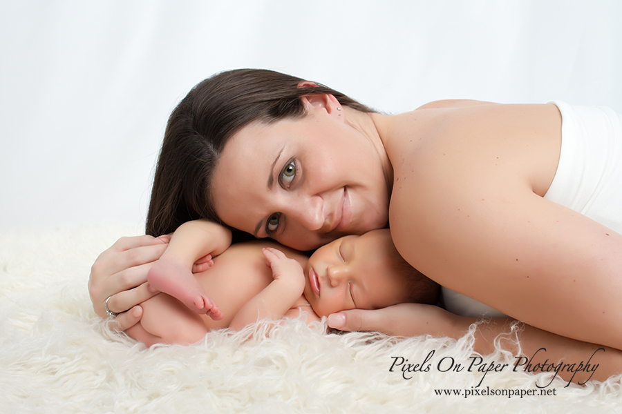 Pixels On Paper Family Photographers, Baby Pictures Newborn Photography Photo Family Portrait Photography Photo