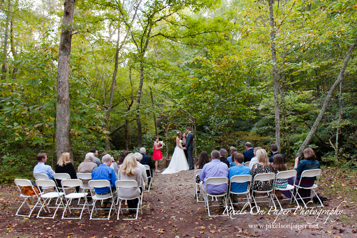 Moffitt Elkin Creek Vineyard Wedding Photo by Pixels On Paper. Boone, Blowing Rock, Asheville, Wilkes, Winston Salem Wedding Photographers