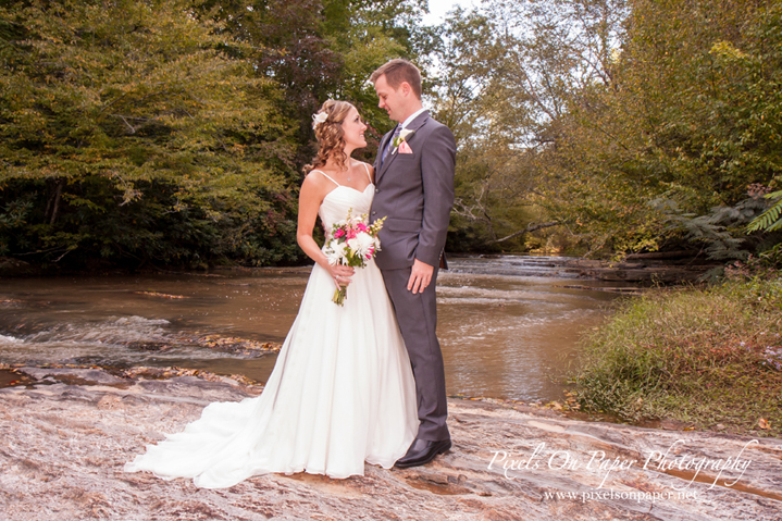 Moffitt Elkin Creek Vineyard Wedding Photo by Pixels On Paper. Boone, Blowing Rock, Asheville, Wilkes, Winston Salem Wedding Photographers