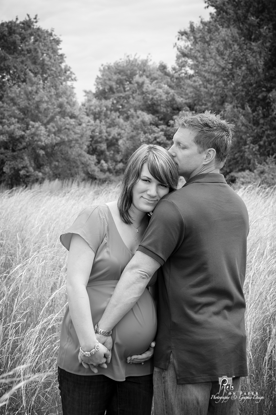 Pixels On Paper outdoor maternity portrait photographers photo