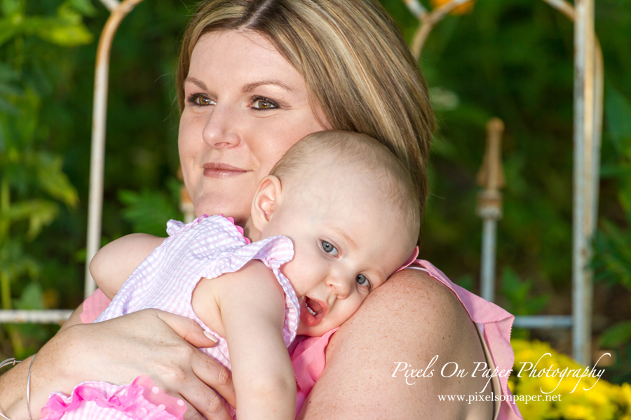 pixels on paper wilkesboro nc outdoor family portrait photography photo