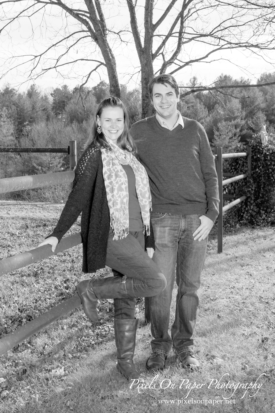 Pixels on Paper photographs the Van Meter family on their horse farm photos