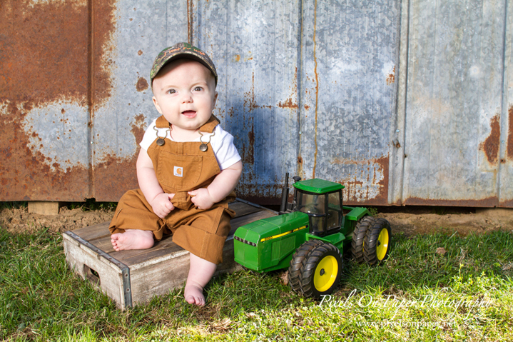 Mathis Outdoor Family Portrait Photography photo