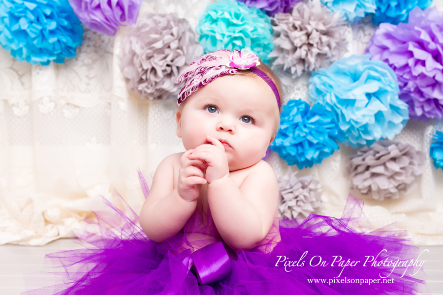 Ivy Myers 6 months child and family portrait photography by Pixels On Paper Portrait Photography