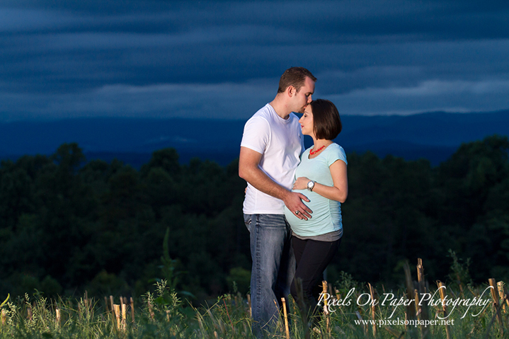 Mathis Maternity Photography, Family portrait photography by Wilkesboro NC Photographers Pixels On Paper photo