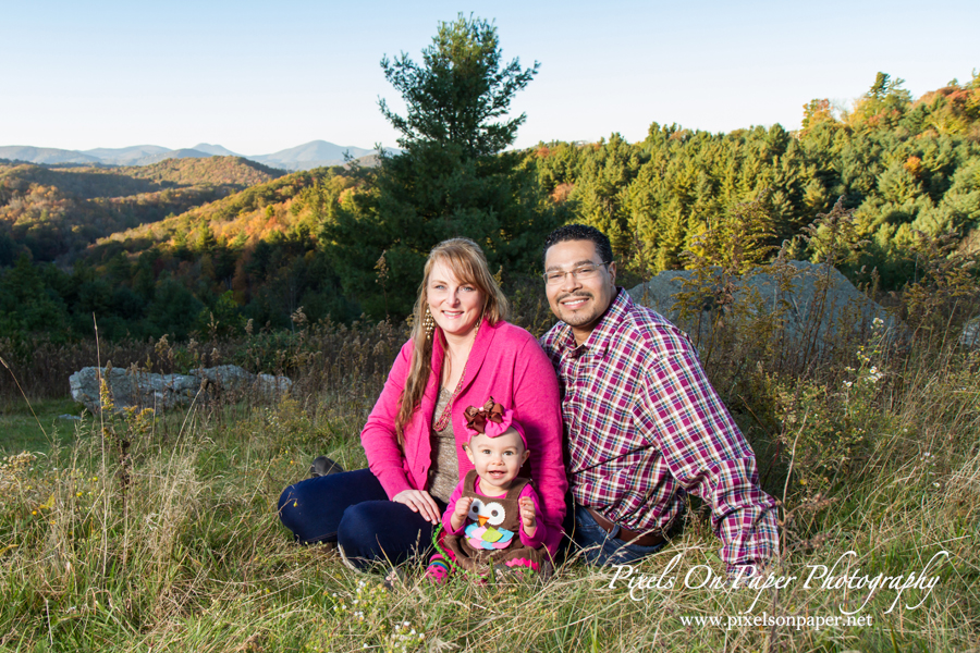 Hatfield Photography, Family portrait photography by Wilkesboro NC Photographers Pixels On Paper photo