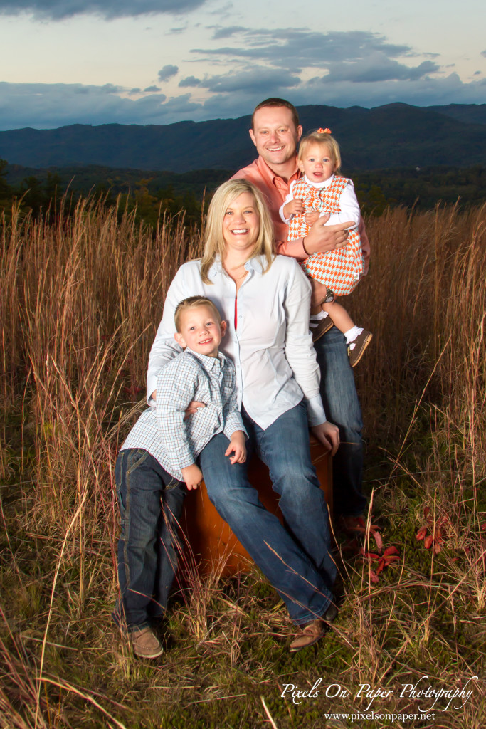 Meade Outdoor Family Portraits