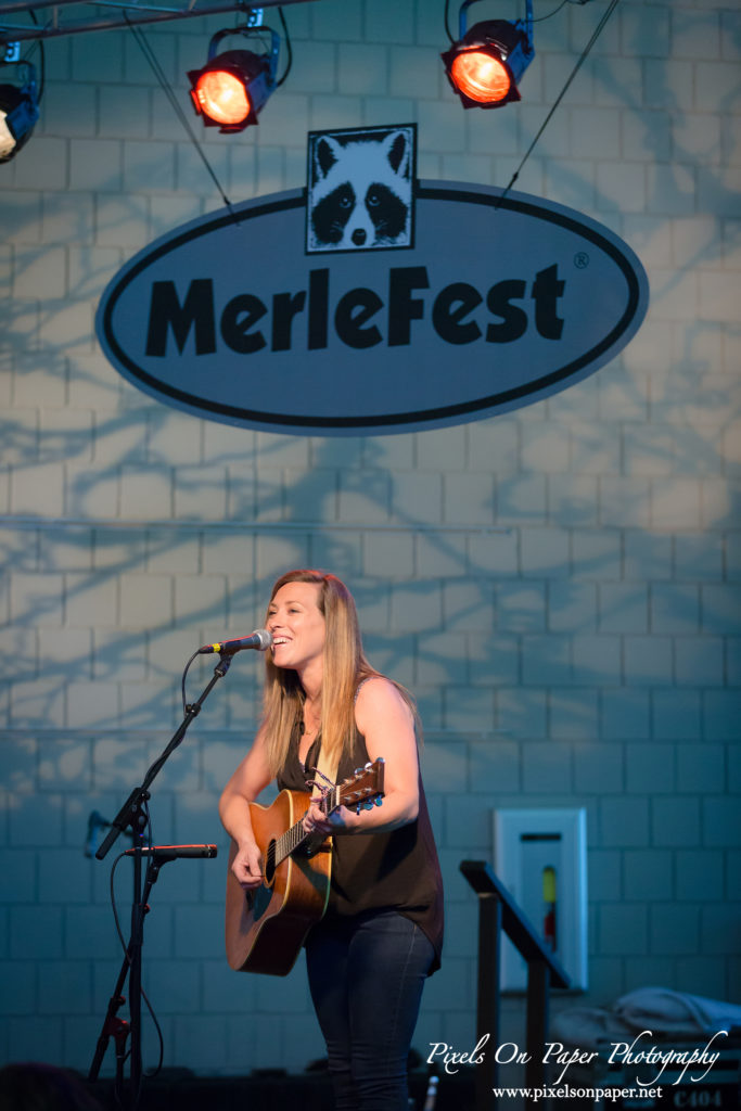 Pixels on Paper photography Merlefest 2016 Meris Gant photo