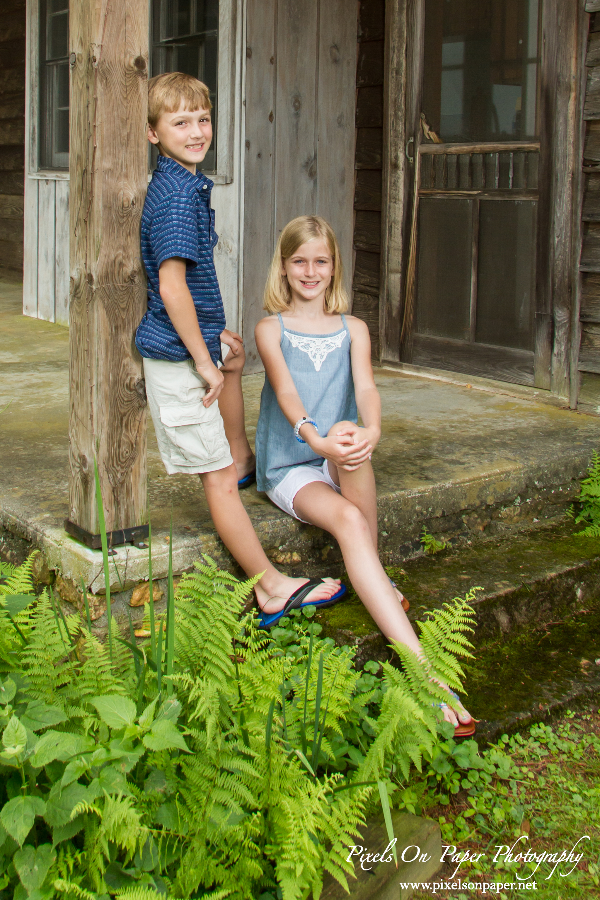 Roaring Gap NC family outdoor portrait photos by Pixels On Paper Wilkesboro NC Photographers photo