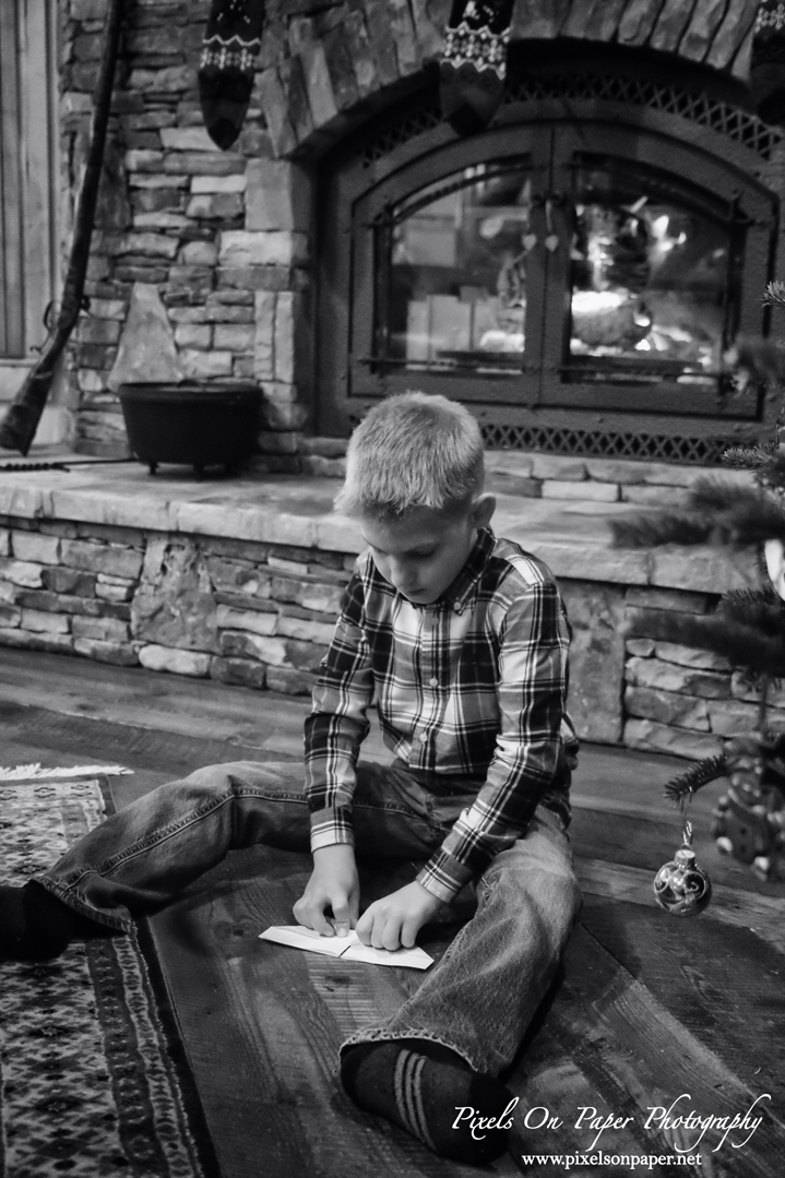 day in the life family documentary lifestyle photographers wilkesboro nc pixels on paper christmas photo