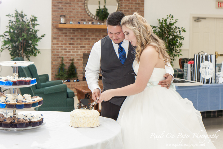 Orozco Elkin NC wedding photography pictures by Wilkesboro Photographers Pixels On Paper photo