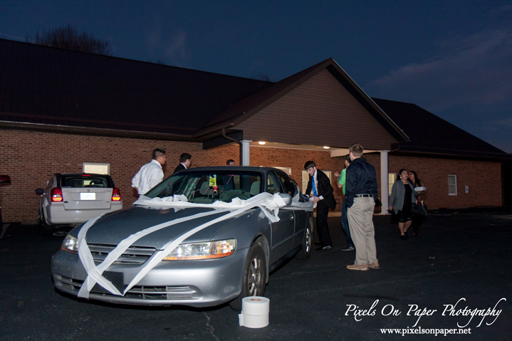 Orozco Elkin NC wedding photography pictures by Wilkesboro Photographers Pixels On Paper photo