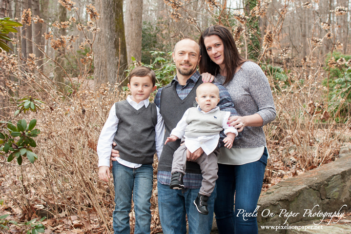 outdoor family portraits lenior nc by pixels on paper wilkesboro photographers family pictures child photos portrait photography photo