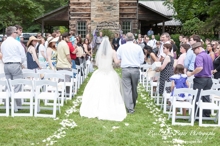 Katie Vance and Patrick Carlson Leatherwood Mountain Resort Wedding. Pixels On Paper Wilkesboro, Boone, Blowing Rock NC Photographers Photo. 