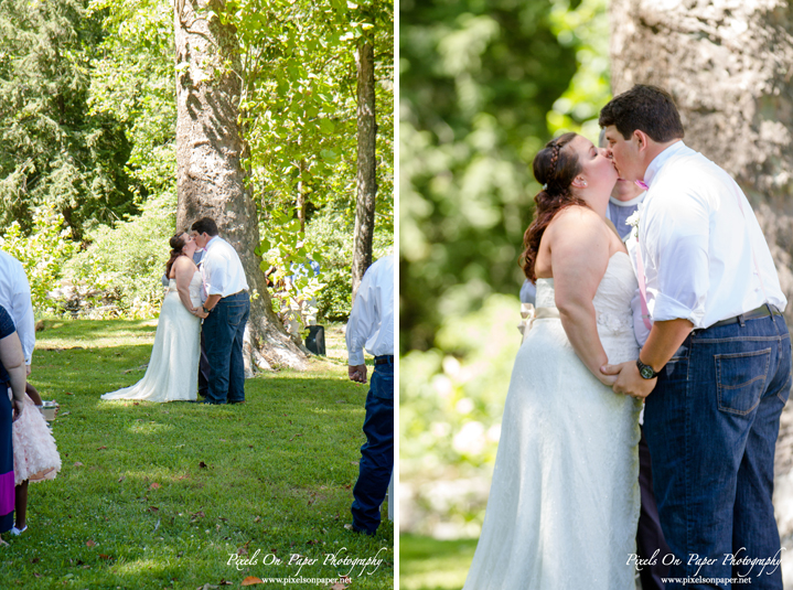 Pixels On Paper Photographers River Run Farm Banner Elk Valle Crucis NC Sohl / Goldman Outdoor Mountain Wedding Photo