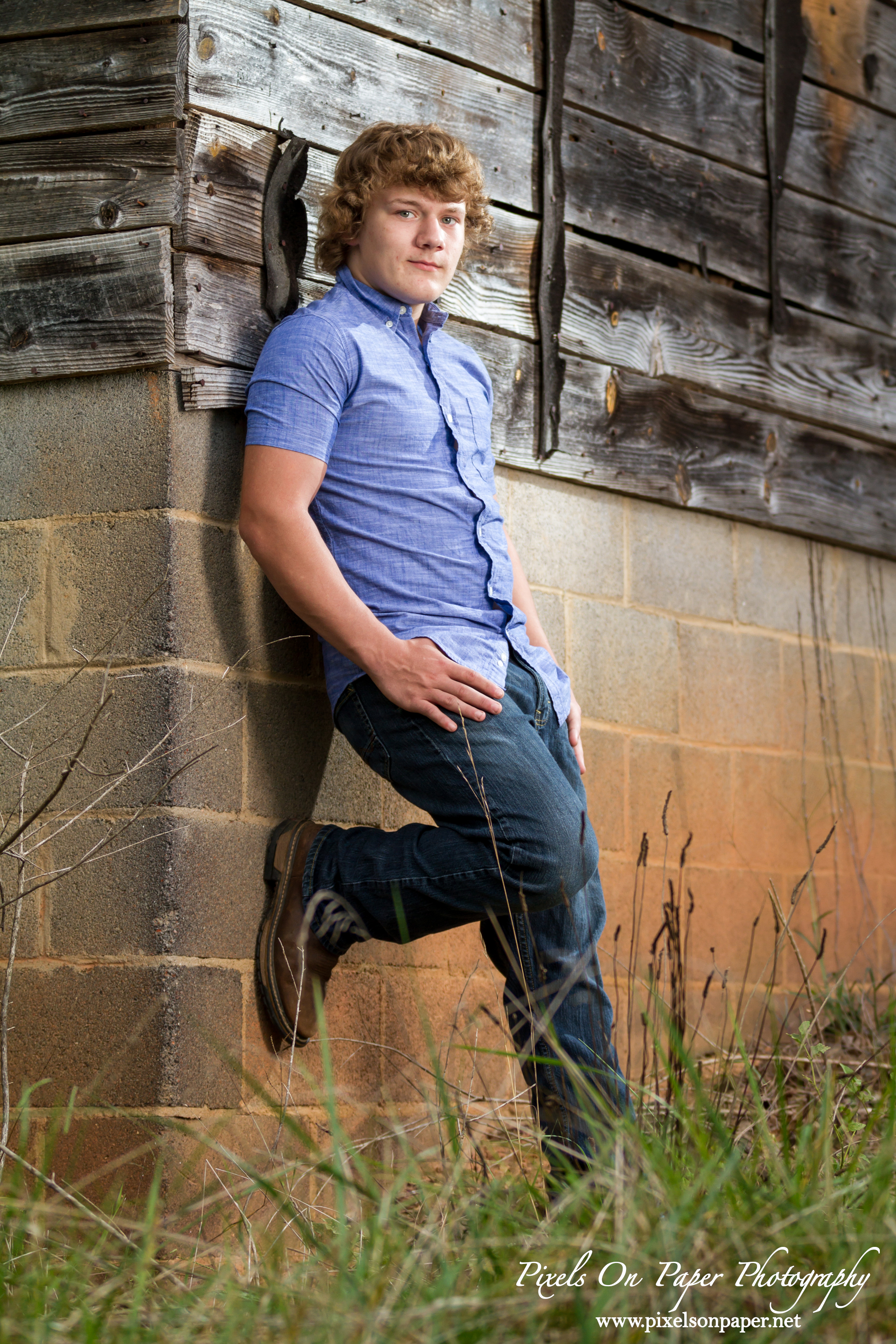 Wilkesboro, Elkin, Hamptonville NC Outdoor Male Senior Portrait Photography Pixels On Paper Photographers Photo