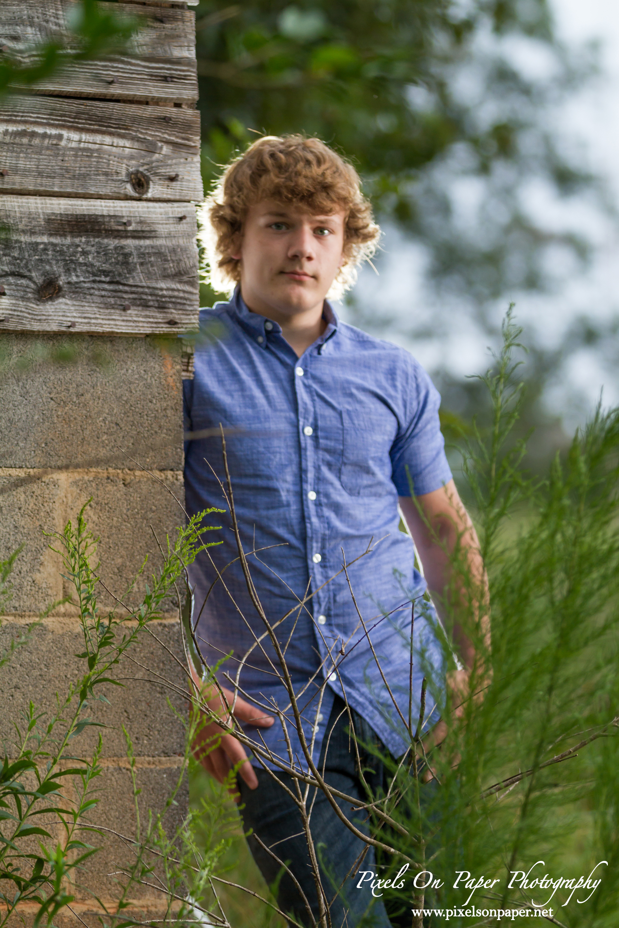 Wilkesboro, Elkin, Hamptonville NC Outdoor Male Senior Portrait Photography Pixels On Paper Photographers Photo