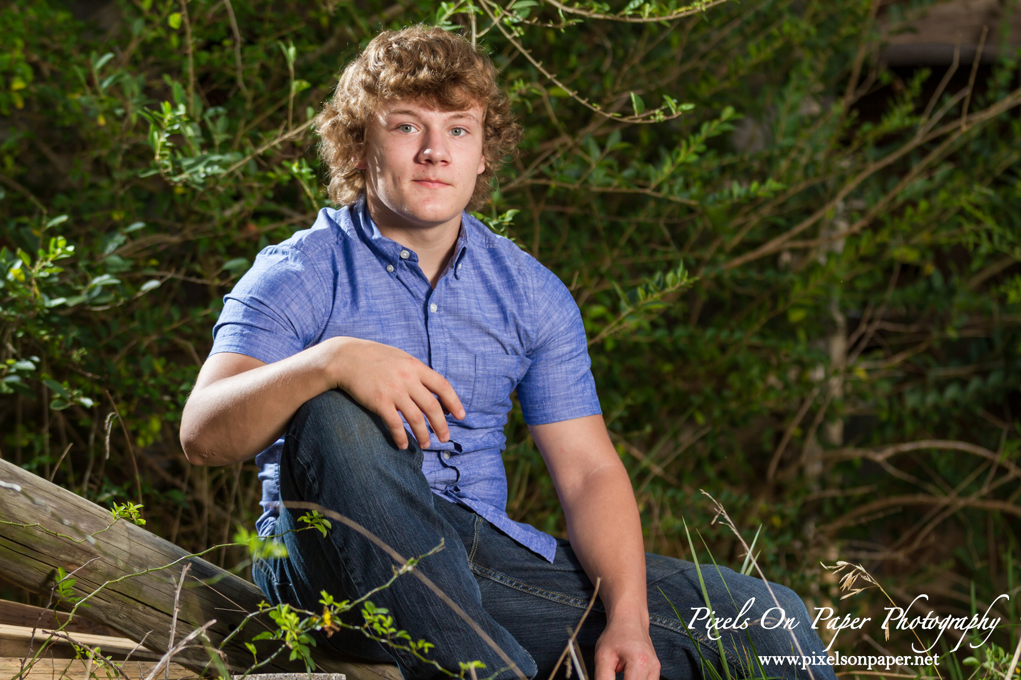 Wilkesboro, Elkin, Hamptonville NC Outdoor Male Senior Portrait Photography Pixels On Paper Photographers Photo