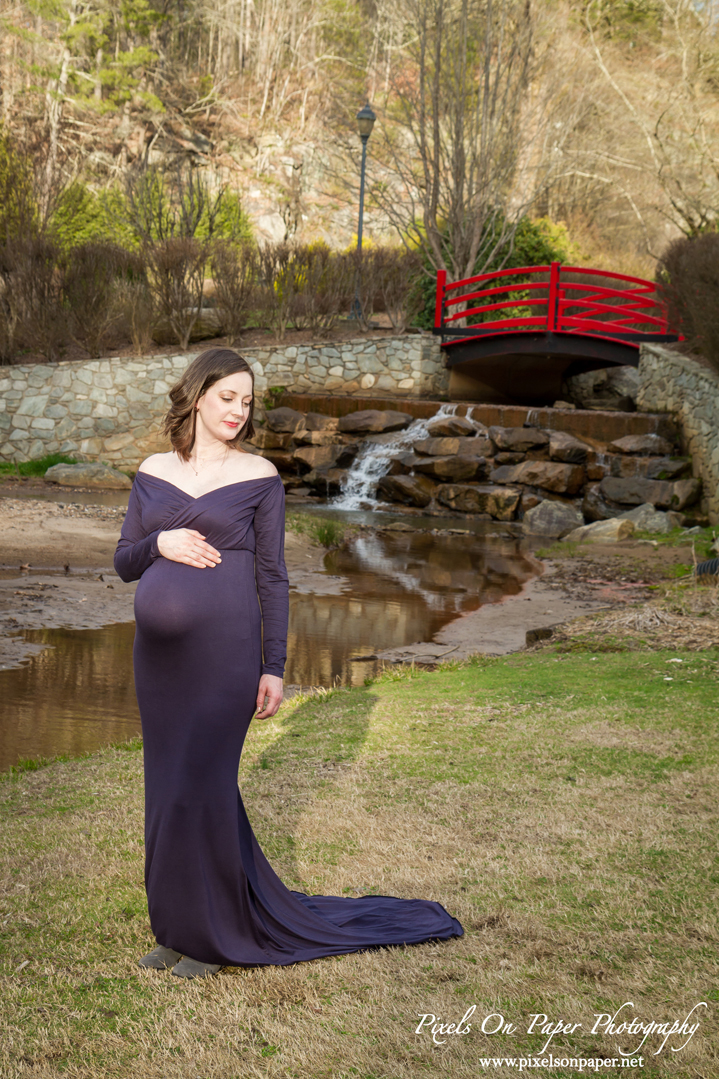 Arnold family outdoor maternity photos by Pixels On Paper Wilkesboro NC Portrait Photographers photo