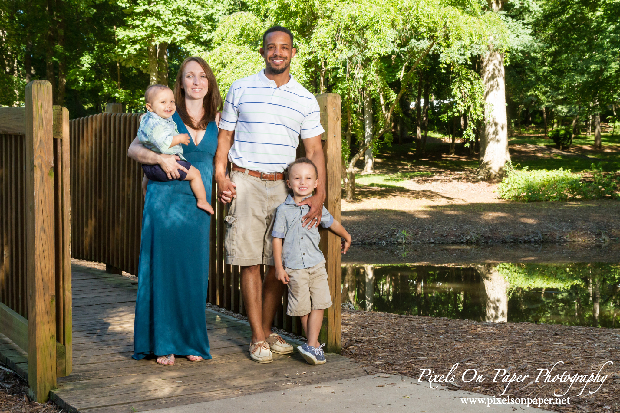 Ellis Family Outdoor Portraits by Wilkesboro NC Photographers, Pixels On Paper Photography Photo