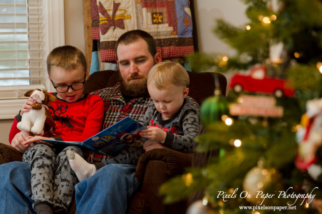 Pixels On Paper Photography Wilkesboro NC photographers Andrews Family Christmas In Home Portrait Photos