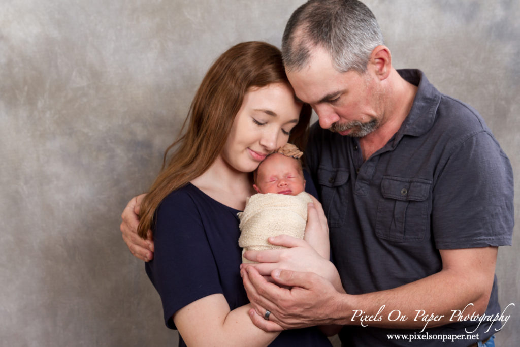 pixels on paper photographers shumate family newborn portrait photo