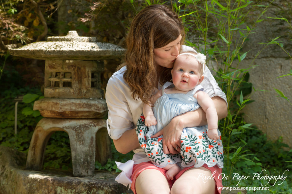 Pixels On Paper Wilkesboro NC Hirsch Reilly family and baby outdoor portrait photos