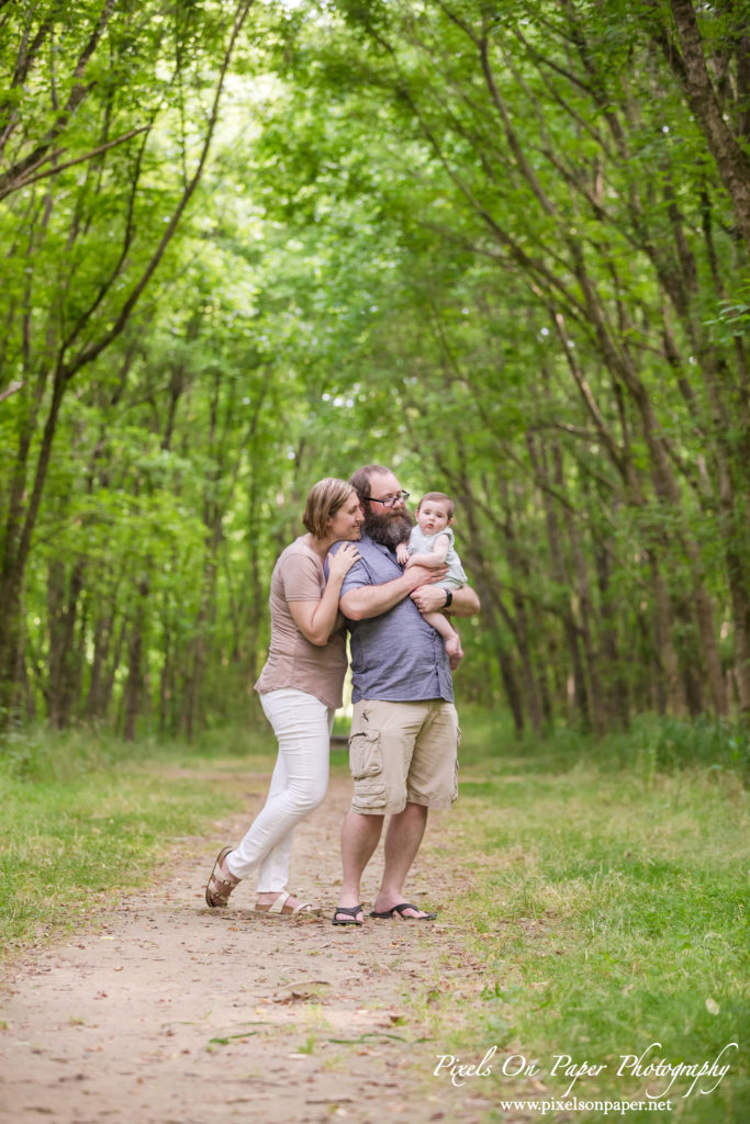 Pixels On Paper Wilkesboro NC Photographers Senter family and baby outdoor portrait photo