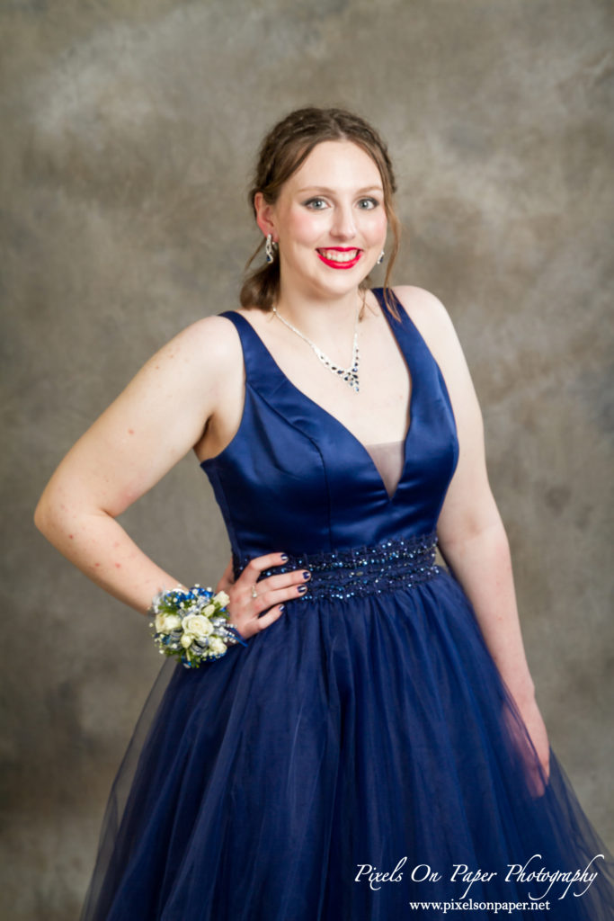 Pixels On Paper Wilkesboro NC Photographers Sydney Chambers Senior Prom Portrait Photography Photo