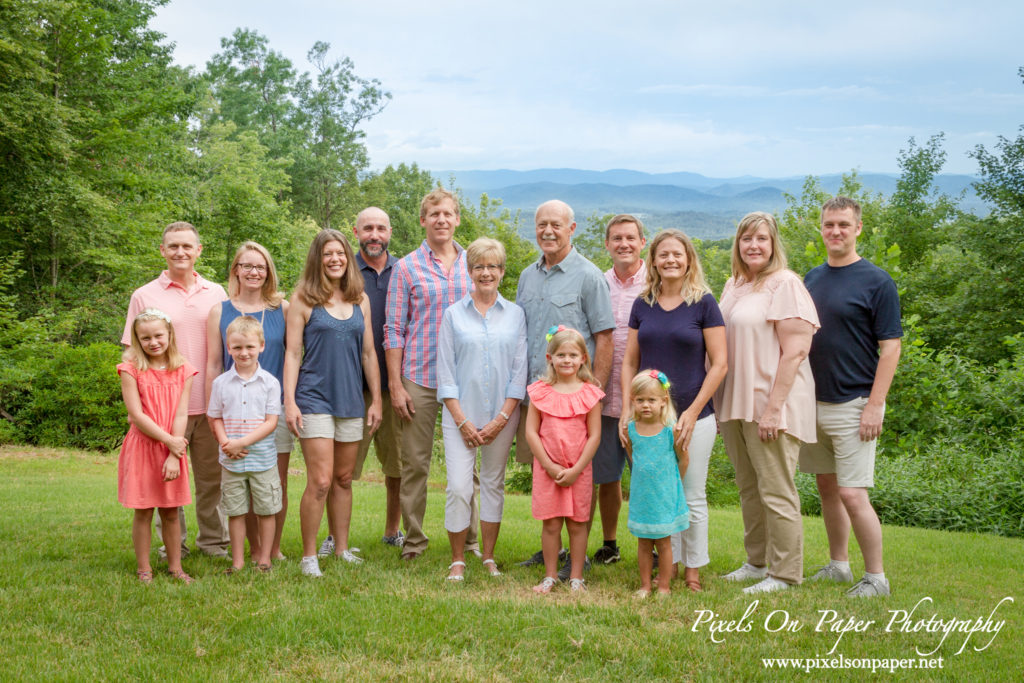 Reid family Pixels On Paper Boomer NC outdoor portrait photographers photo