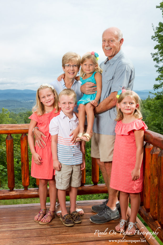 Reid family Pixels On Paper Boomer NC outdoor portrait photographers photo