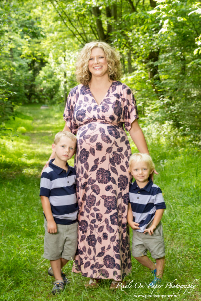 york family wilkesboro nc outdoor maternity portrait photo