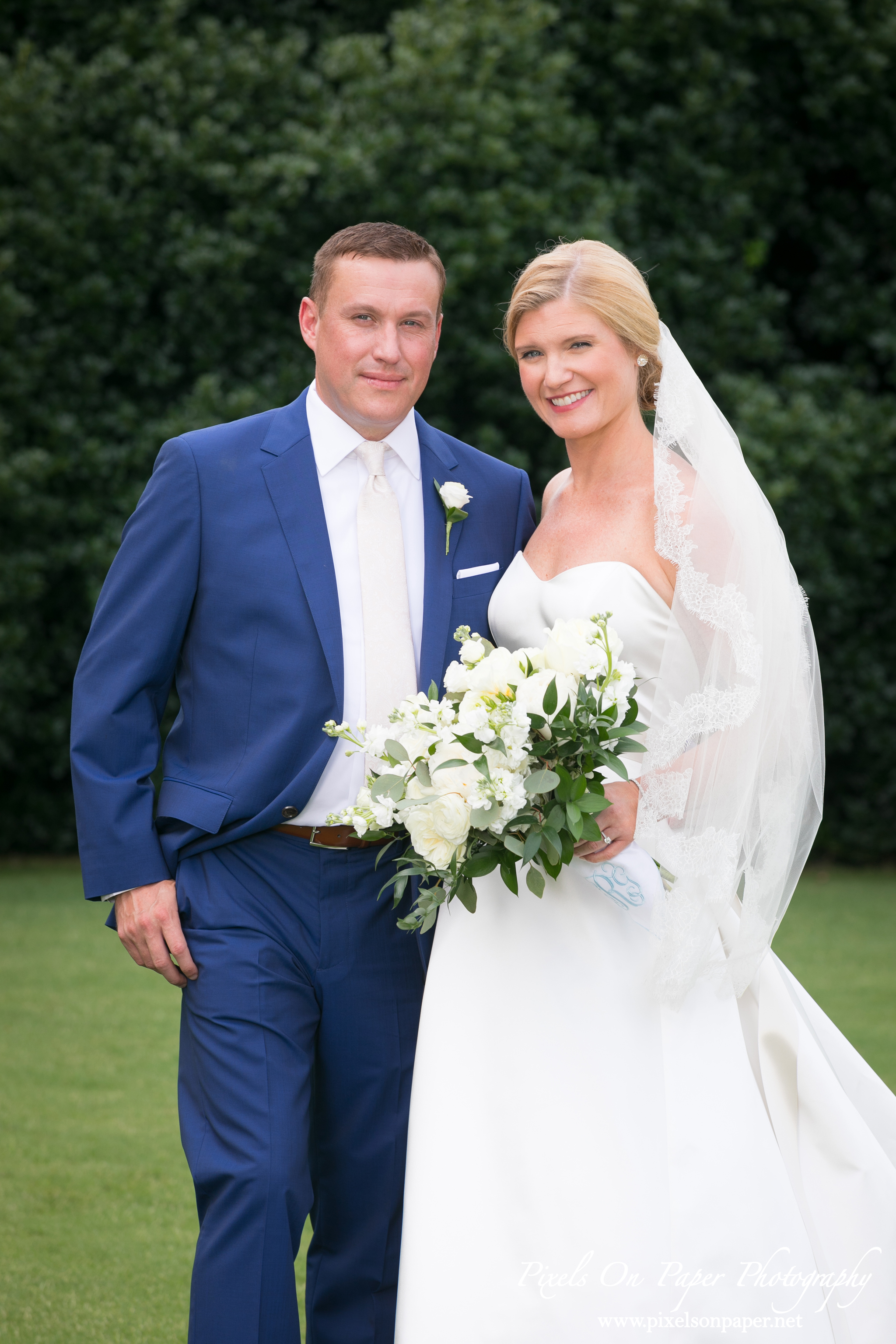 Charlene Gourlay Jon Rathbun Pixels On Paper Photography Raleigh NC Museum of Art Wedding Photo