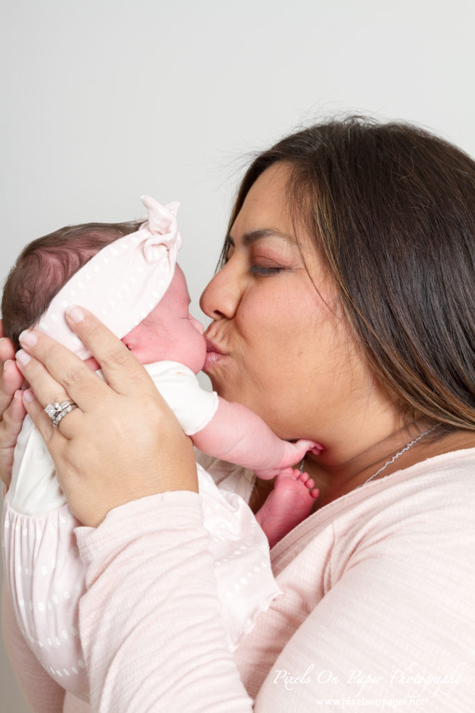 Pixels On Paper Photography Bennett family newborn baby photo