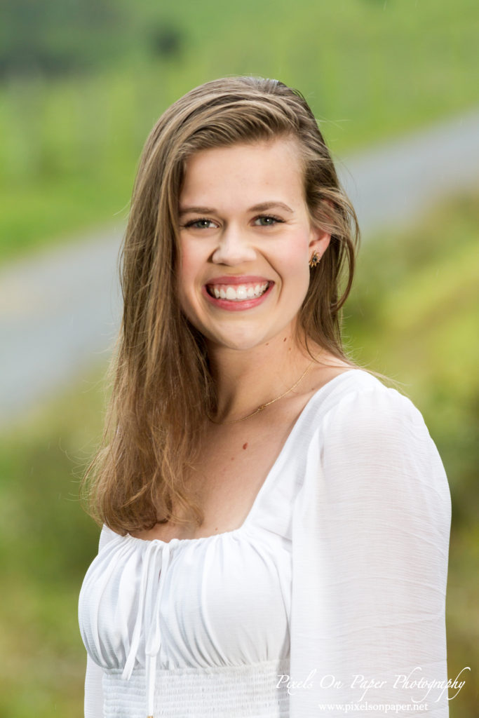 Waters Family Outdoor Fall Portrait Photography Pixels On Paper Photographers Blowing Rock NC photo