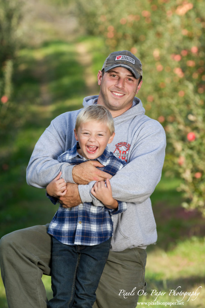 Pixels On Paper Photography Tevepaugh Six Month Apple Orchard Baby Portrait Photo