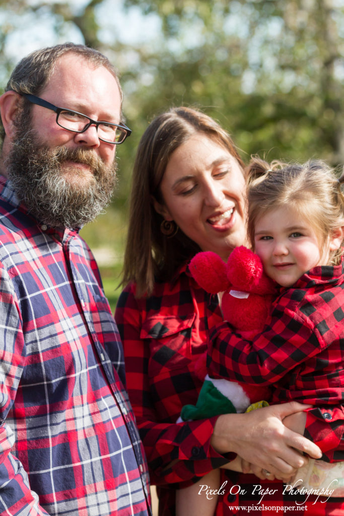 Pixels On Paper NC Mountain Photographers Senter family outdoor family portrait photo