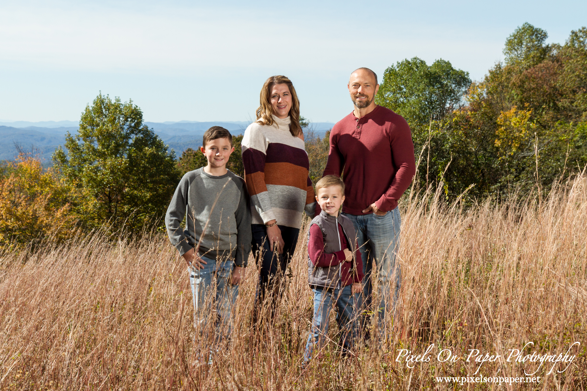 Graybeal family outdoor fall portrait NC mountains photo