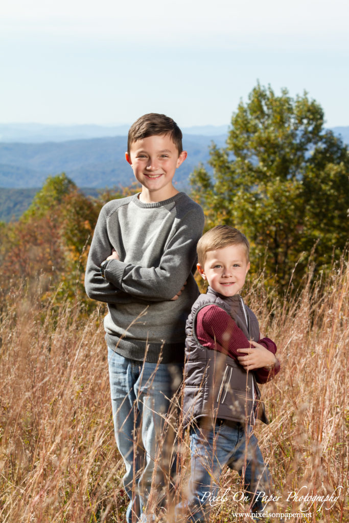 Graybeal family outdoor fall portrait NC mountains photo