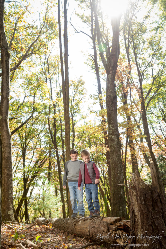 Graybeal family outdoor fall portrait NC mountains photo