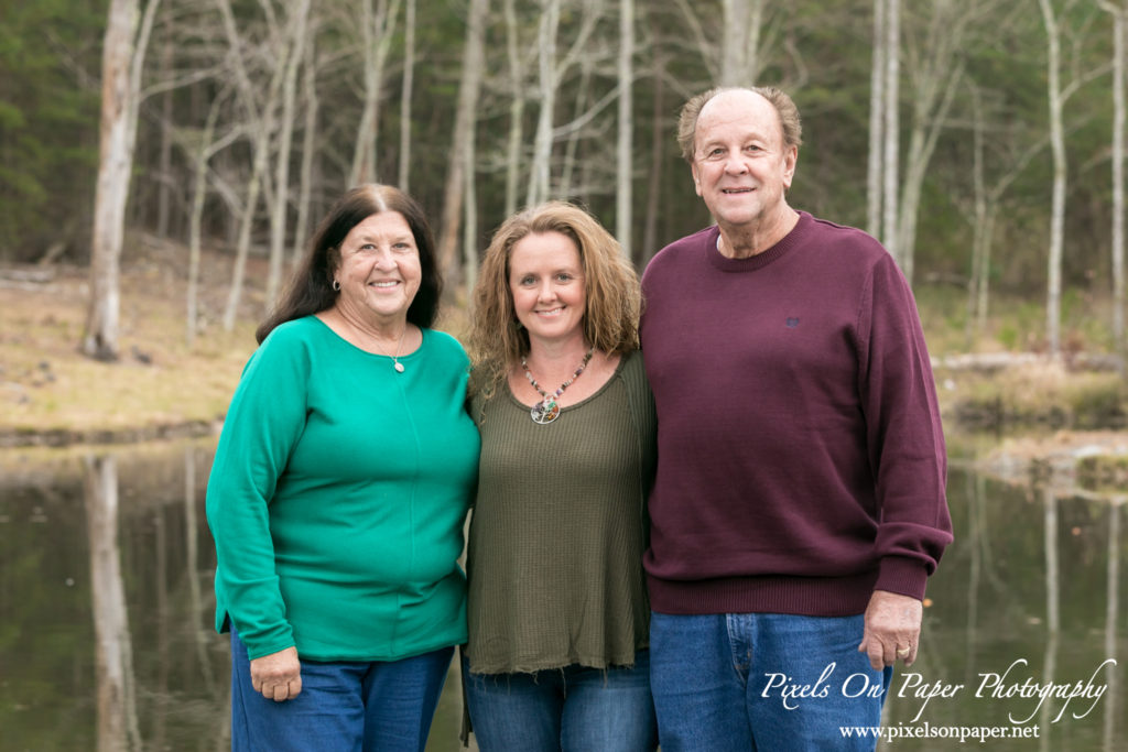 Pixels On Paper photographers outdoor fall family portrait of Roark and Lovell family photo