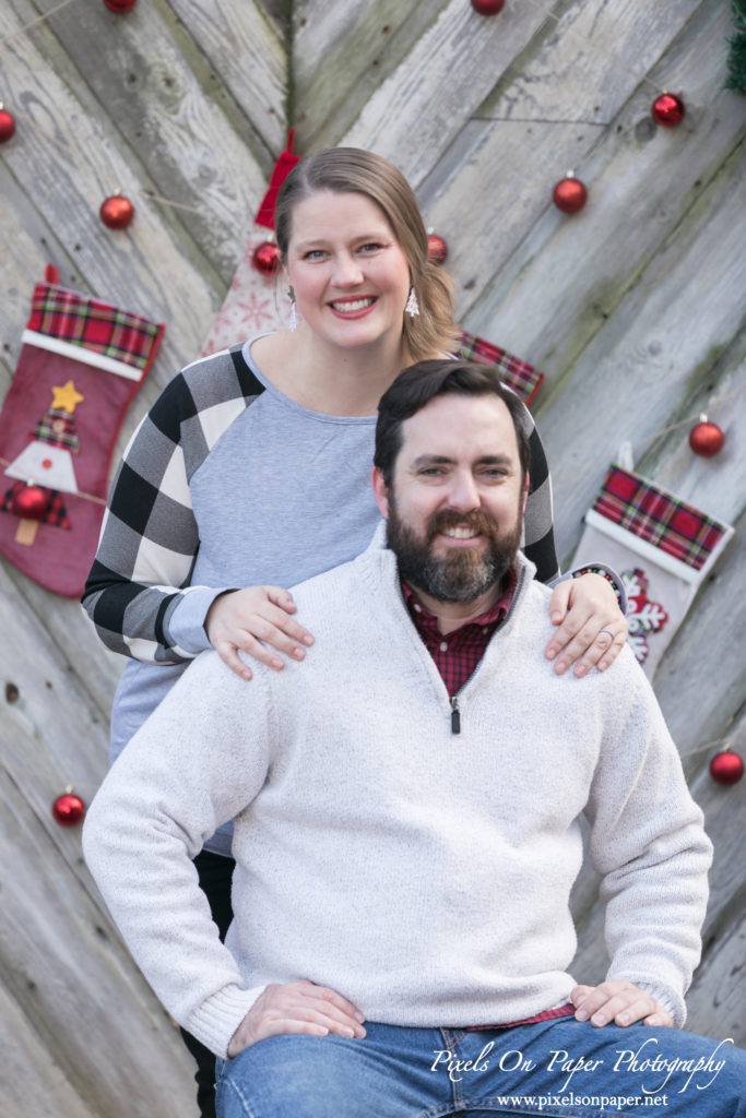 Wilkesboro NC Photographers Pixels On Paper 2020 Minick Family Christmas Photo